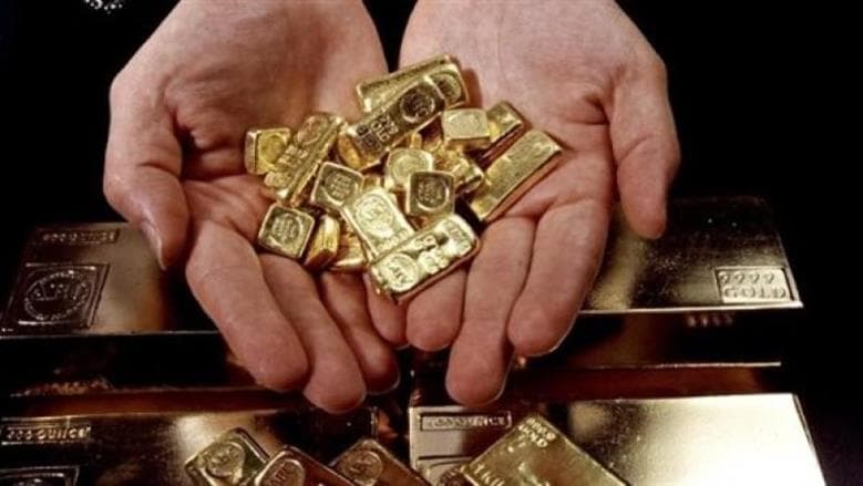 Gold bullion and BTC prices at jewelry store Sunday