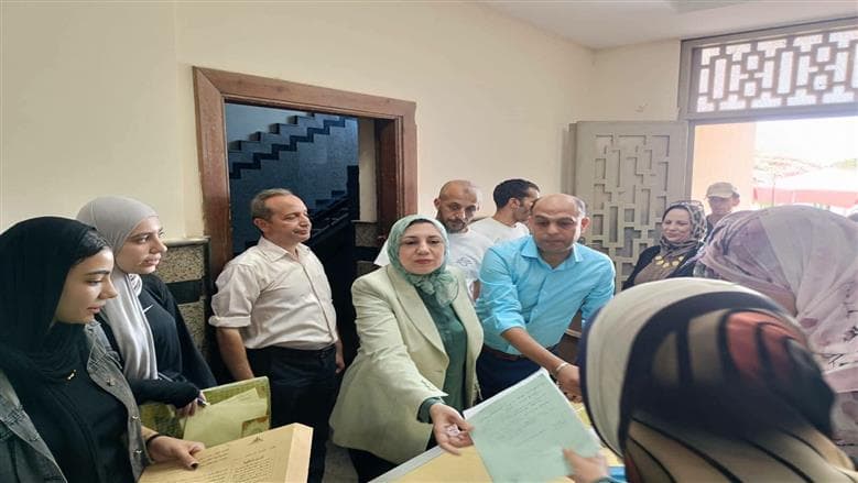 نائب رئيس جامعة بنها تتفقد اختبارات القدرات