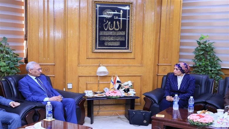 Minia and Luxor Universities discuss academic exchange