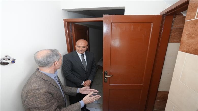 Assiut Governor reviews families' support homes