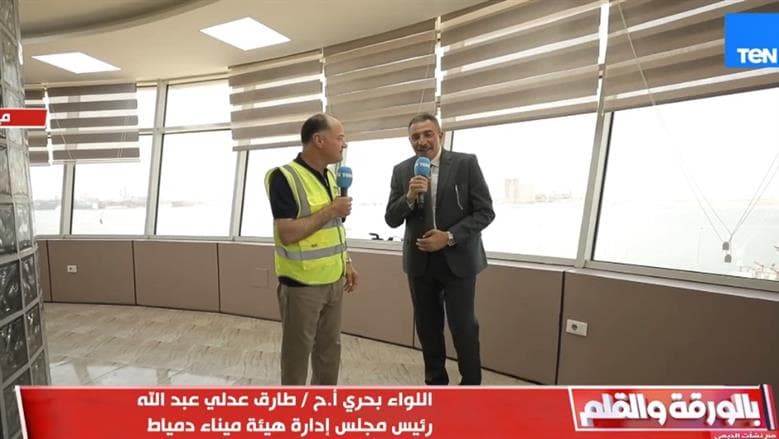 رئيس ميناء دمياط: 6 أشخاص أسهموا في سحب السفينة بعد الحريق