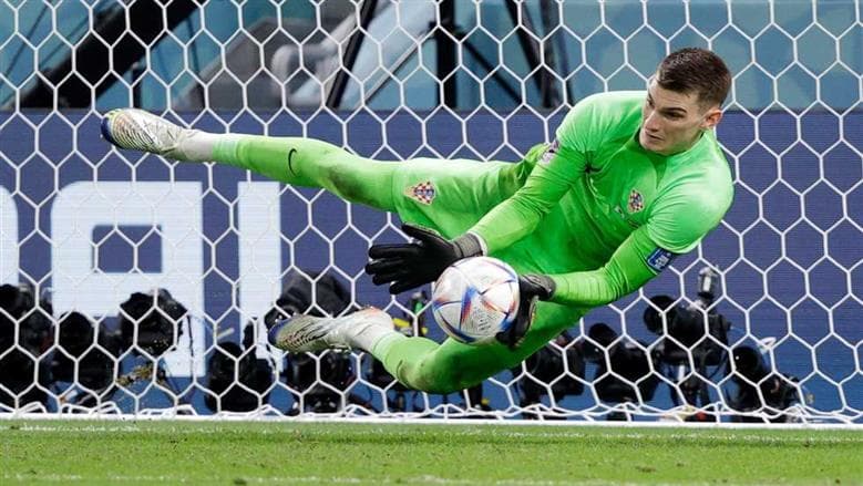 Barcelona reaches deal for Fenerbahçe's goalkeeper