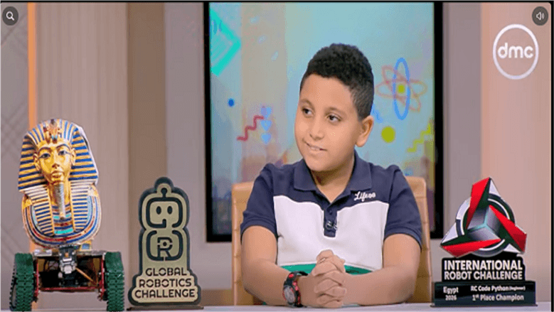 أصغر مصري يفوز بالميدالية الذهبية في البرمجة