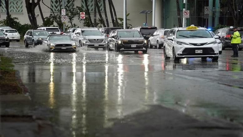 Hurricane Lala Risks Hawaii