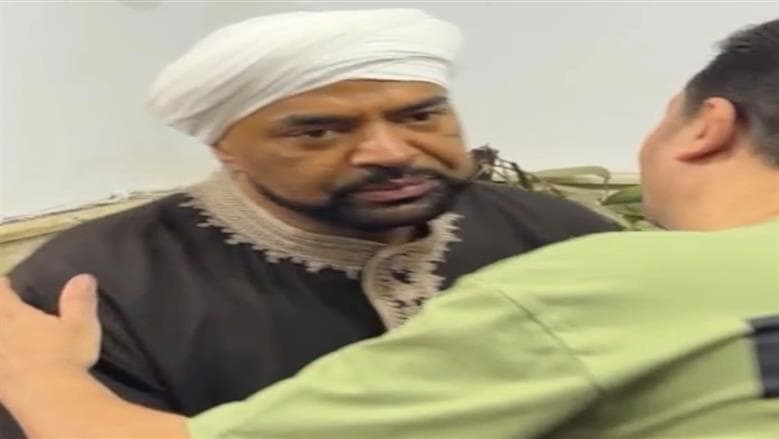 ابوالليف وجوهر في عزاء والدة المطرب حجازي
