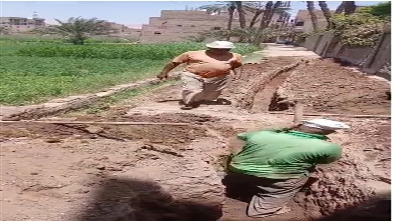Qena Governor addresses Nag’et Qatiya water shortage