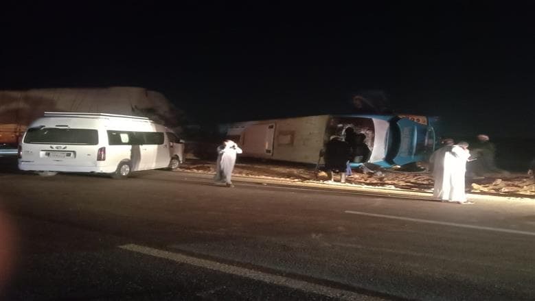 Six hurt in Dabaa car overturn