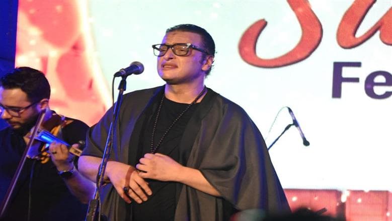 وائل الفشني يبدع في حفل الأوبرا الصيفي