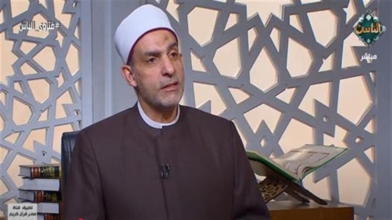 Fatwa Clarifies Praying Behind Imam on TV