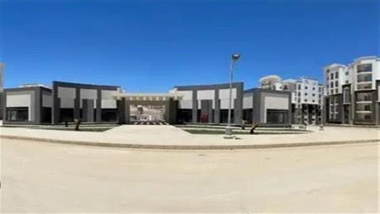 مزاد 13 محل و8 وحدات في العبور الجديدة