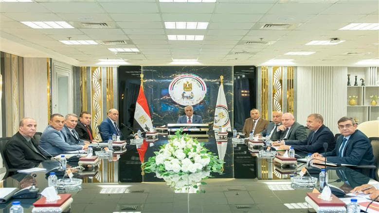 State Minister monitors Decent Life projects