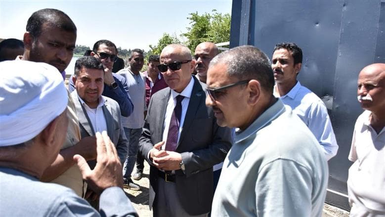 Luxor governor reviews service projects