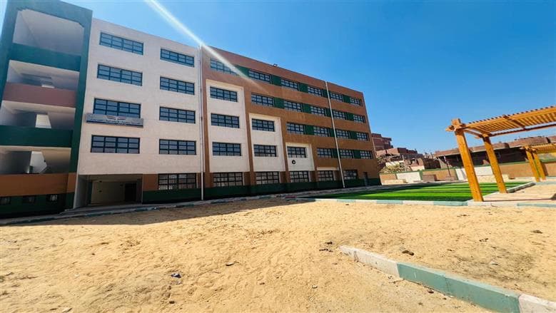صحة الجيزة تبدأ الفحص الطبي للطلاب الأحد