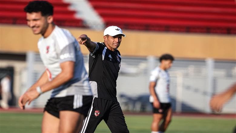 الأهلي يوضح موقفه من رحيل عموتة