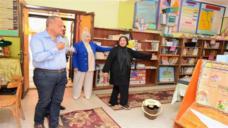 وكيل تعليم بورسعيد يراقب انتظام الطلاب في الأسبوع الأول