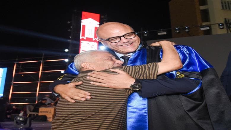 Guardian greets Alexandria governor at engineering graduation