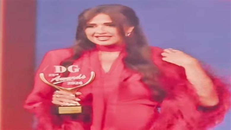 ياسمين عبدالعزيز تفوز بجائزة أفضل ممثلة كوميدية