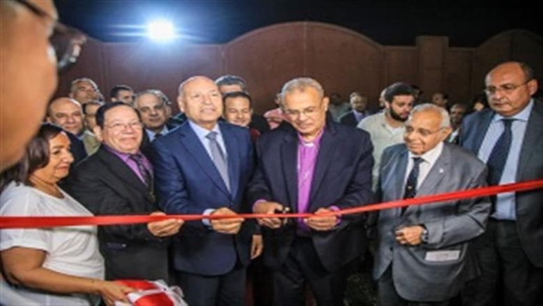 محافظ القاهرة يفتتح الكنيسة في الشروق