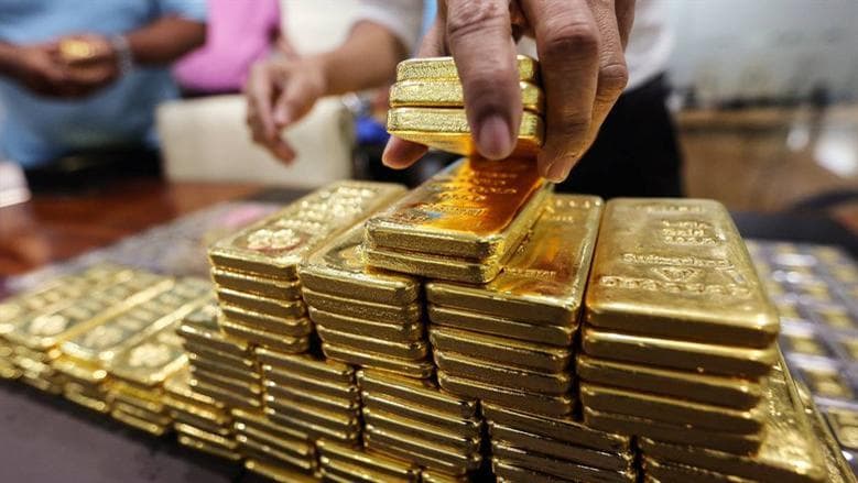 هبوط الأوقية 25 دولار مع توقع رفع الفائدة