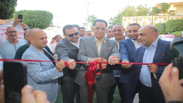 الجبهة الوطنية توزع 500 حقيبة مدرسية على الأيتام بالمنوفية