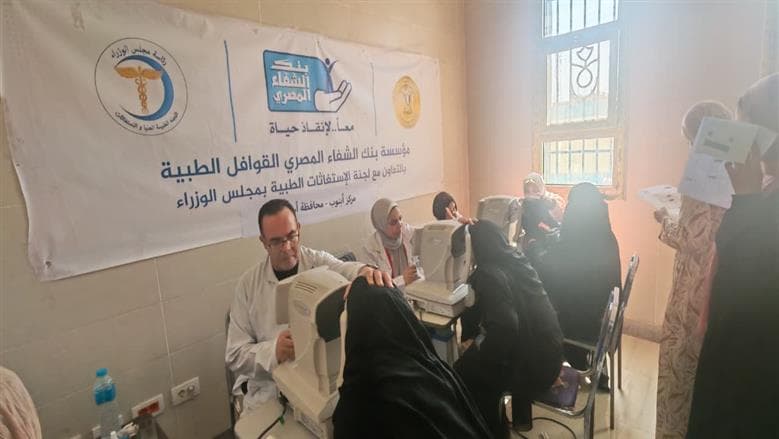 Madbouly assesses Assiut medical convoy