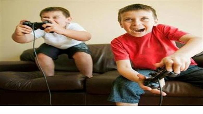 Tech Expert Urges Regulation of In-Game Purchases for Child Protection