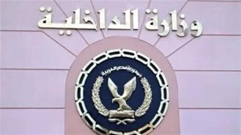 ضبط 3 متهمين بسرقة سيارة في أكتوبر