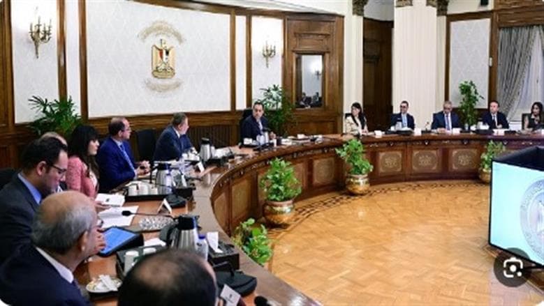 حكومة تهتم بحل مشكلات المواطنين