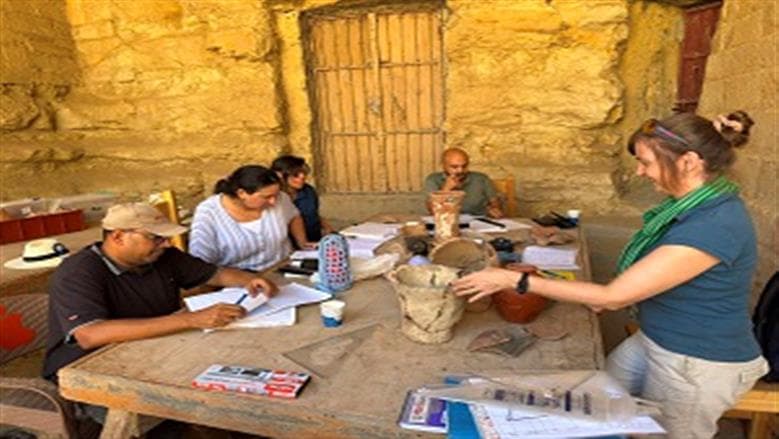 بدء دورة تدريب مفتشي الآثار على التنقيب