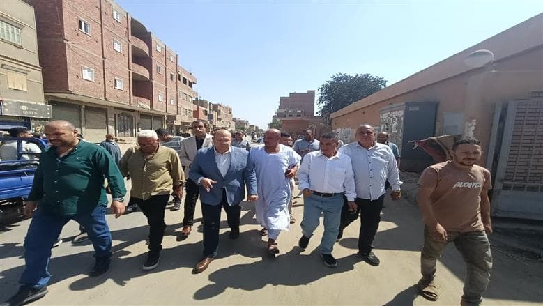 Giza Deputy Governor Oversees Ma'ya Road Development