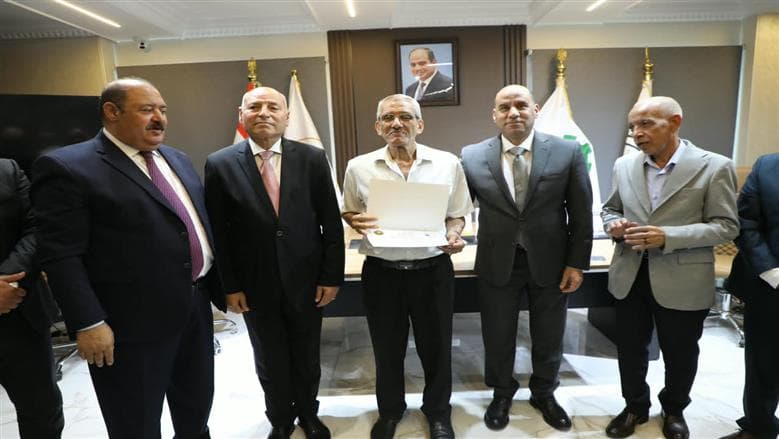 وزير العمل ومحافظ القاهرة يكرمان أوائل خريجي مركز المطرية