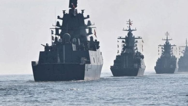 US Central Command Alters 94 Ships' Course