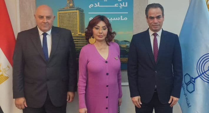 نبيلة عبيد تعود للإذاعة بعد 10 سنوات