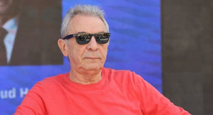محمود حميدة مدين 336 ألف جنيه بسبب نزاع فيلم