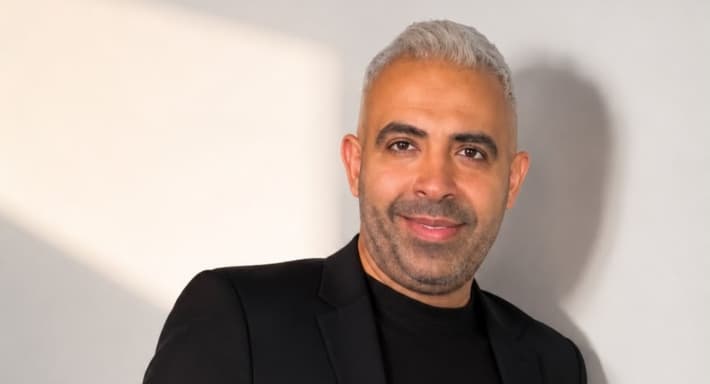 محمد عدوية يعلن عن قريب ألبومه