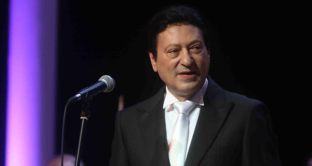 محمد الحلو يحيي احتفال أكتوبر على مسرح البالون
