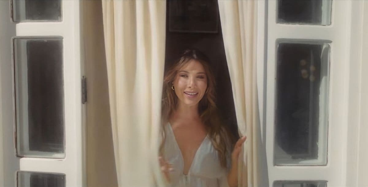 Nancy Ajram unveils new music video