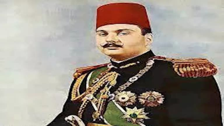 مذكرات الملك فاروق ووثائق نادرة في مكتبة أسيوط