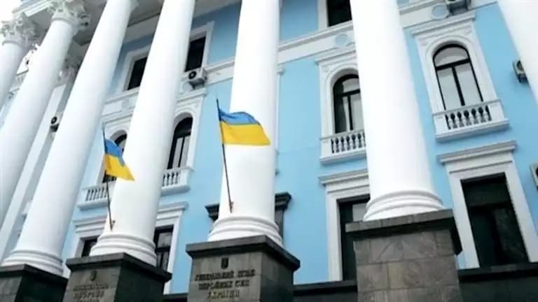 Ukrainian Defense Chief Seeks $27B for Kyiv