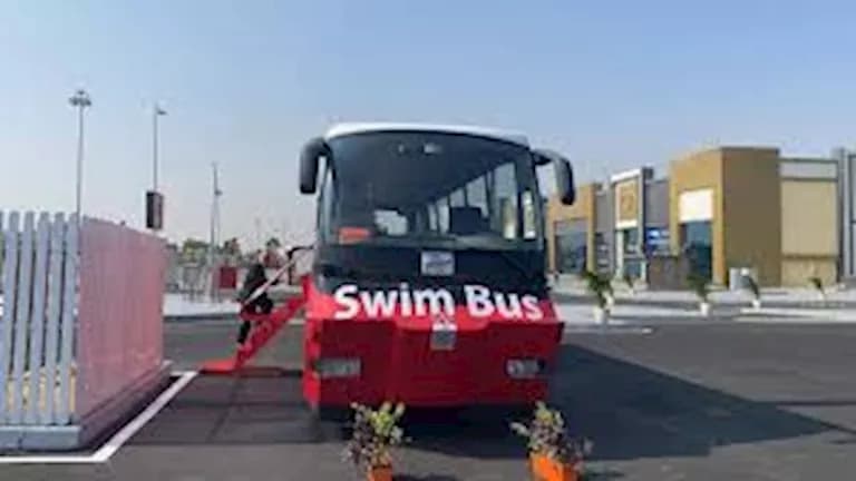 Cairo amphibious bus delay details