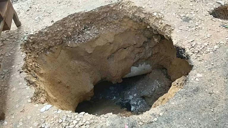 Ground collapse in Sidi Bishr Alexandria revealed
