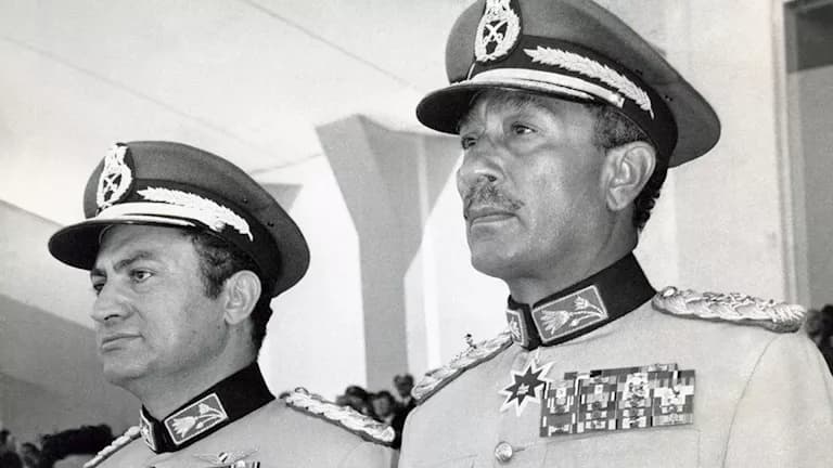 علاء مبارك يشارك تكريم السادات بعد أكتوبر
