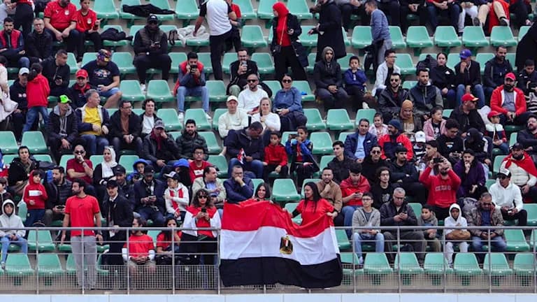 الجماهير تدعم منتخب مصر وديا