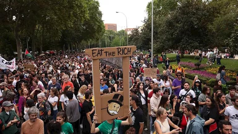 Spain Protests Grow Over Elderly Woman's Death