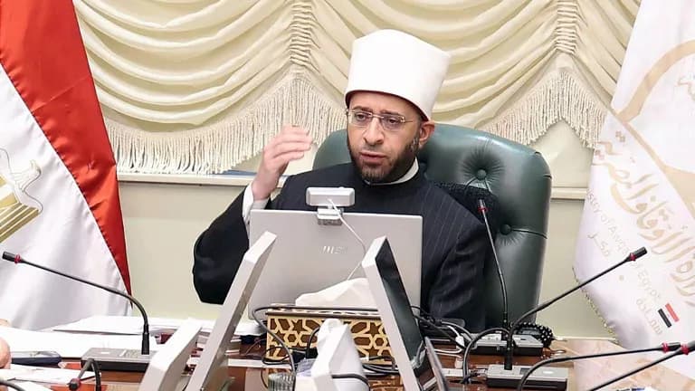 Al-Azhari Endowments Director Supports Dawawis Victims
