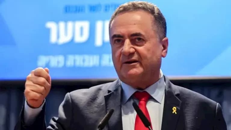 Occupation's Defense Minister: Gaza will be evacuated if Hamas takes an Israeli soldier