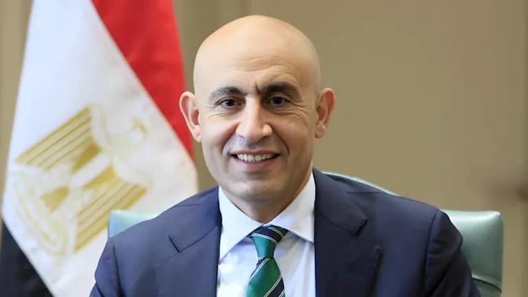 وزير التعليم يؤكد استقرار الكثافات