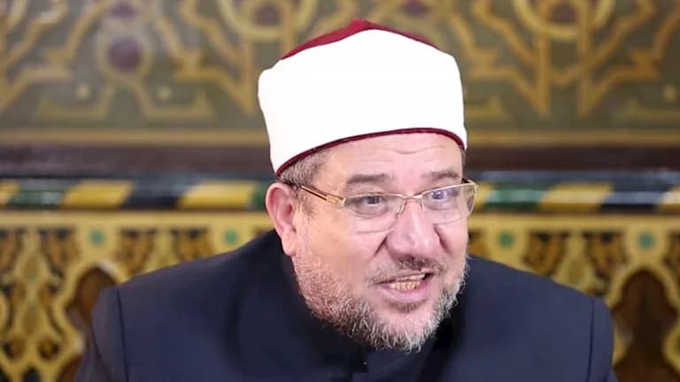 مختار جمعة يهنئ ابنها بالتخرج من الكلية الجوية