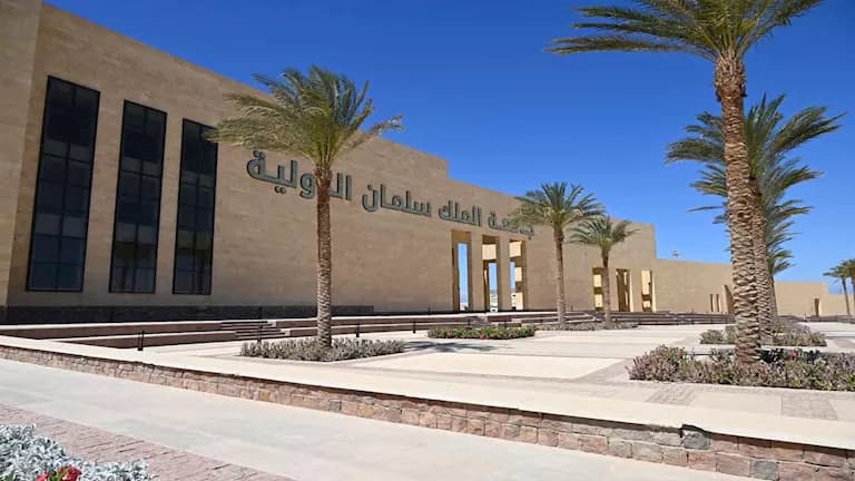 Private Universities: 60% for Arab and Foreign Certifications