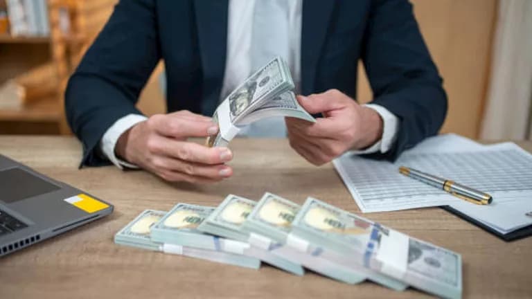 US dollar drops vs pound at Tuesday start